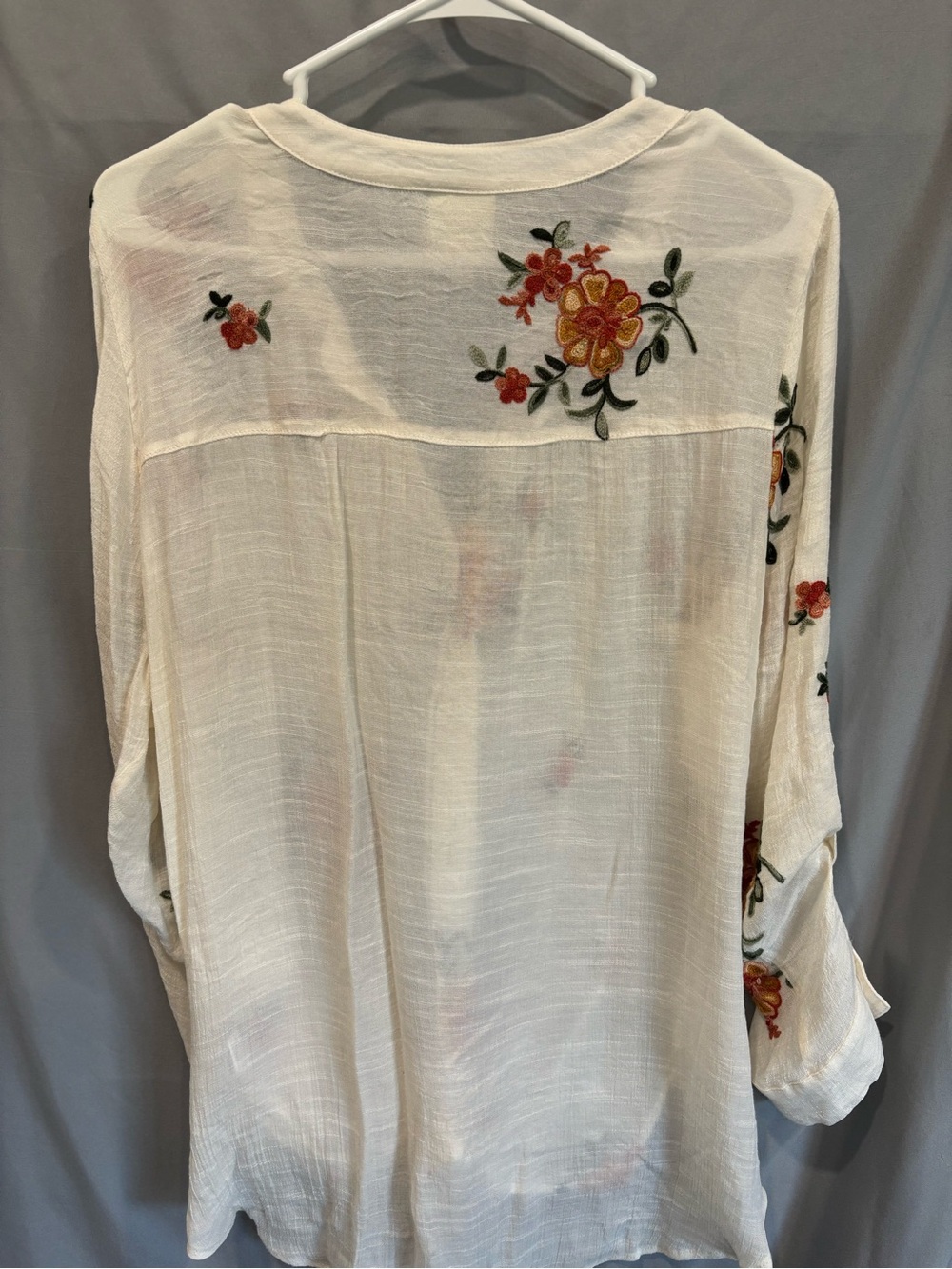 fig and flower White Blouse with Orange Floral Embroidery - Picture 5 of 5